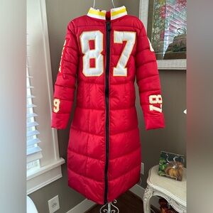 Travis Kelce #87 and Taylor Swift #89 Kansas City Chiefs Red Puffer Coat